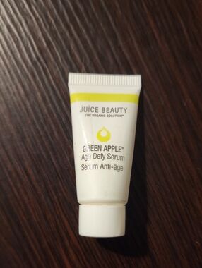 Juice Beauty Prebiotix Hydrating Gel Moisturizer - Lime Green and White